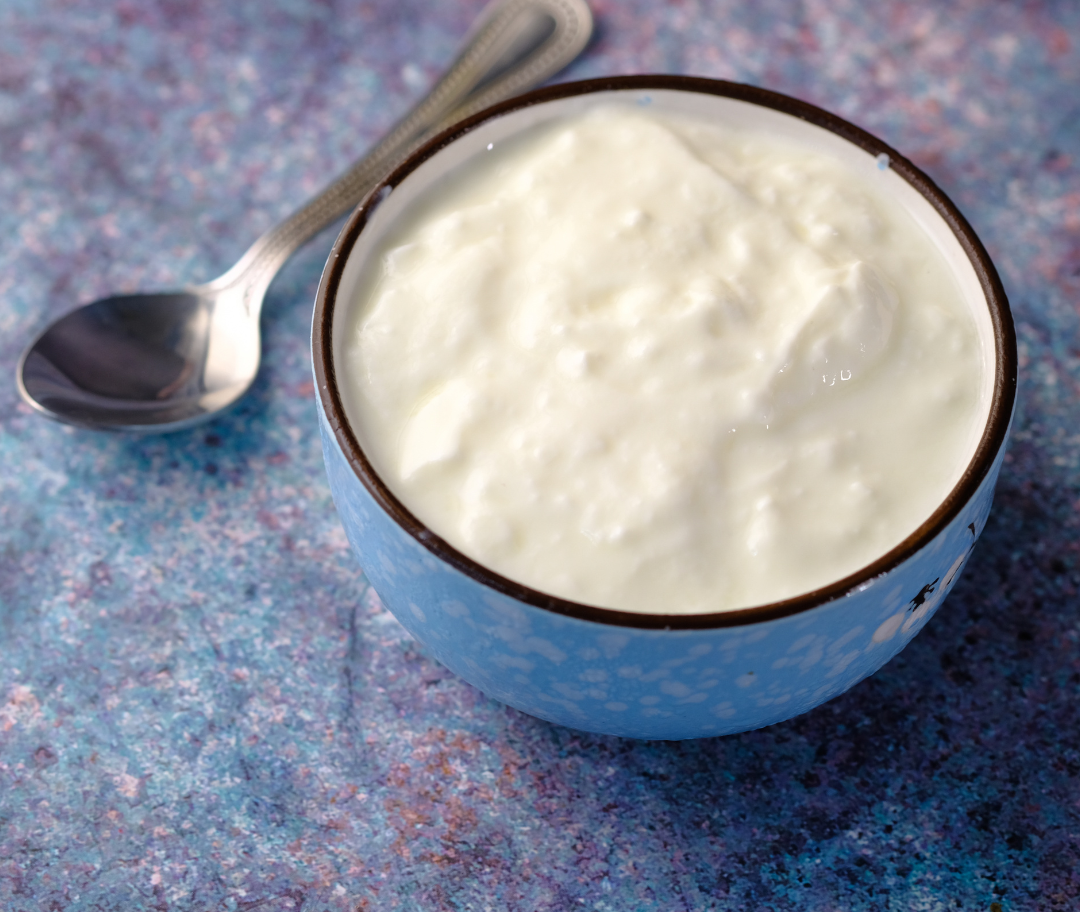Yoghurt/protein quark in bulk